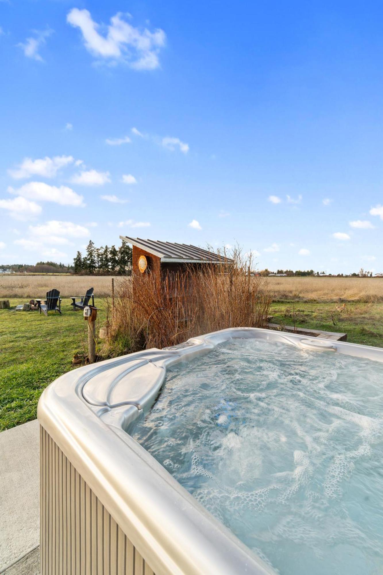 Frontier Farmhouse-sauna &ht
